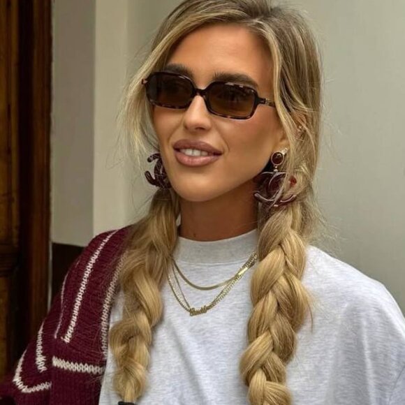 Miu Miu MU11ZSF VAU2Z1 Sunglasses Honey Havana Rectangle Frame - Picture 1 of 13